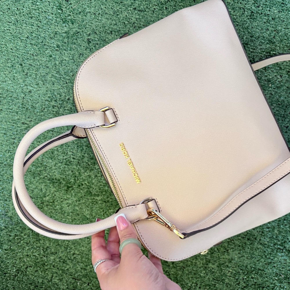 Michael Kors Blush Pink Backpack and Handbag Set - Picture 5 of 6